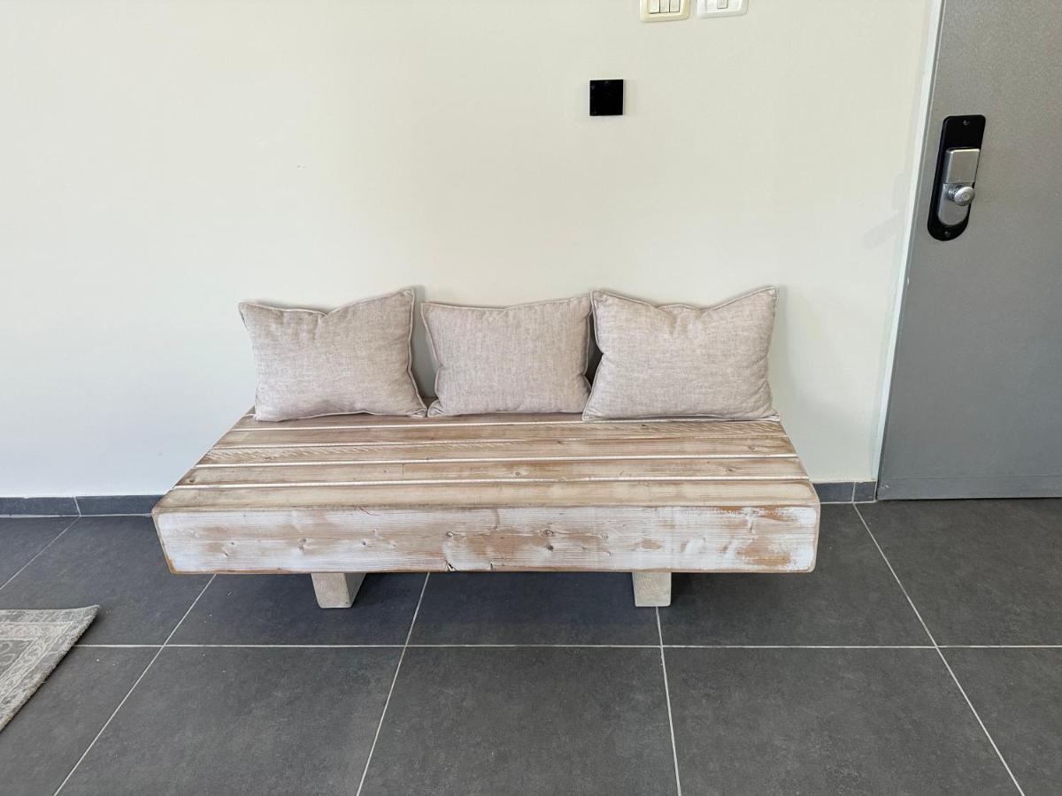 Midrahov Luxury Apartment Zikhron Ya'akov Exterior foto