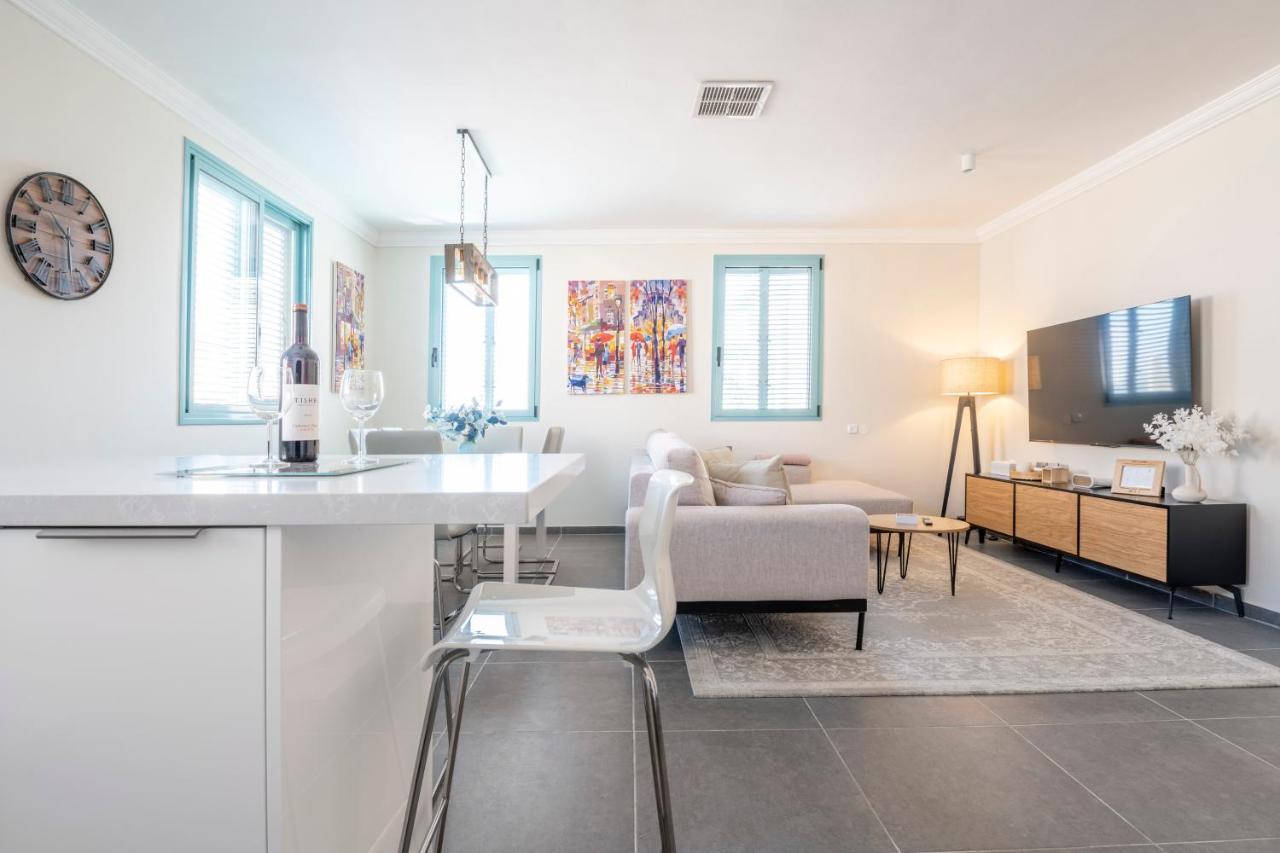 Midrahov Luxury Apartment Zikhron Ya'akov Exterior foto
